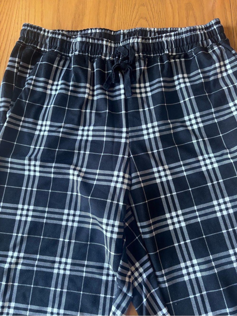 LuLaRoe Black & White Plaid Jax Joggers